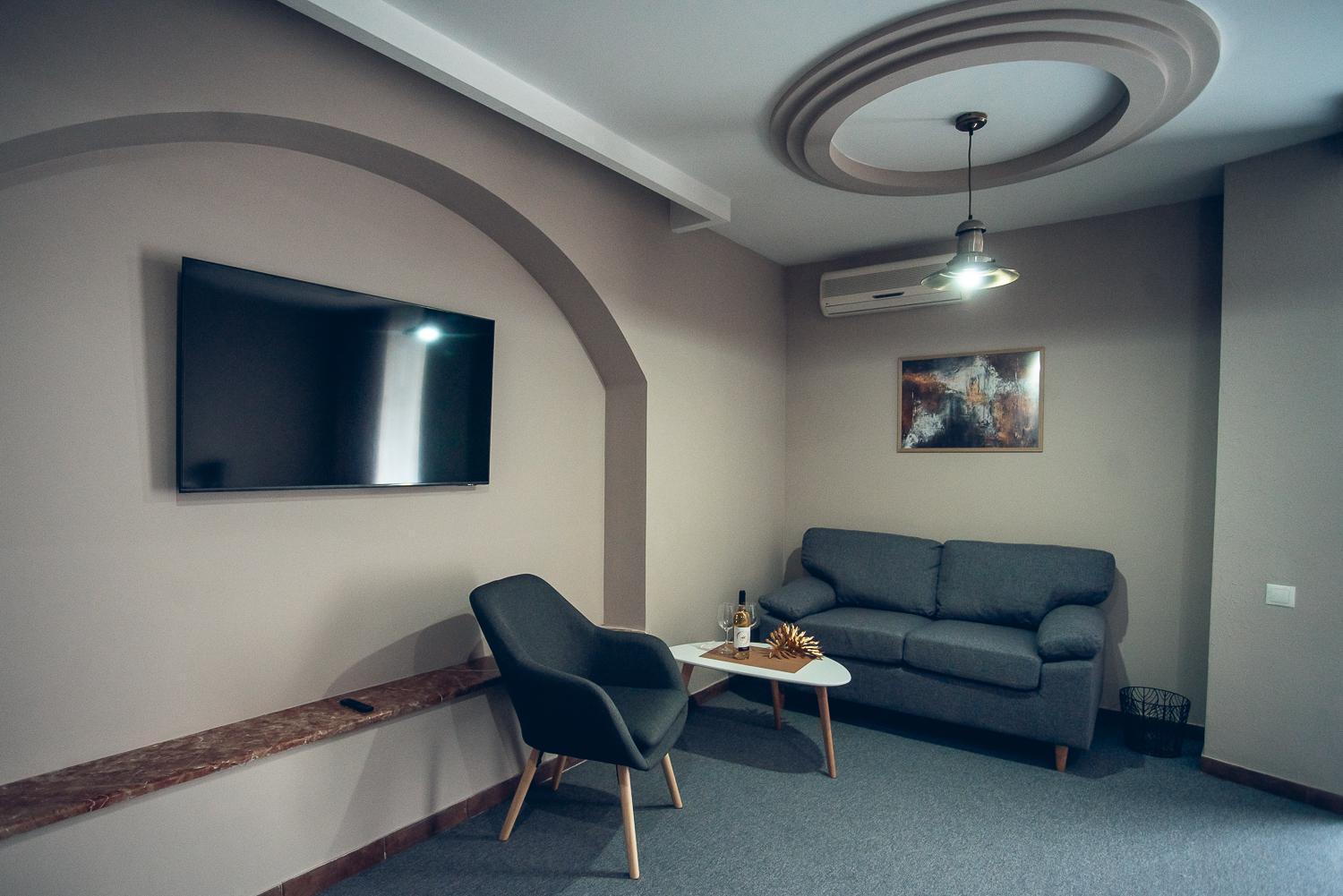 Apart4You Hotel Chisinau Exterior foto